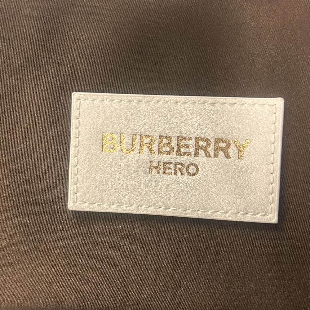 Burberry toiletry bag